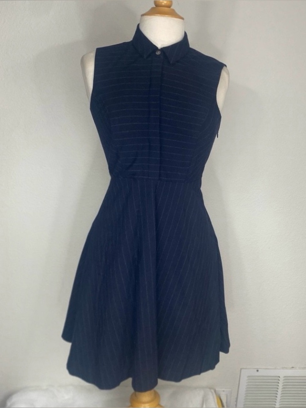 Vince Camuto Womens Navy Pinstripe Sleeveless Collared Mini Dress Size 4P Preppy
